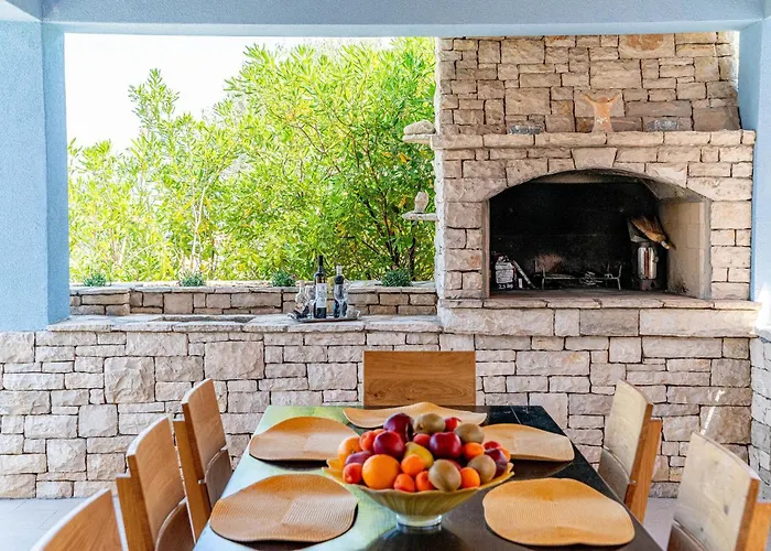 Holiday Home Prigradica With Fireplace 06 *