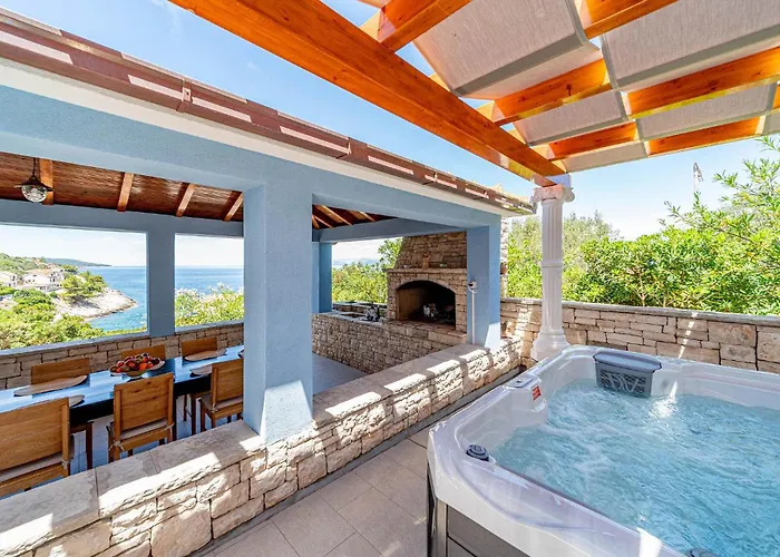 Ferienhaus Holiday Home Prigradica With Fireplace 06 *