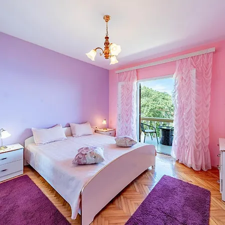 Beautiful In With Jacuzzi * Prigradica