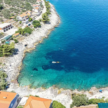 Casa de Férias With Fireplace 06 *